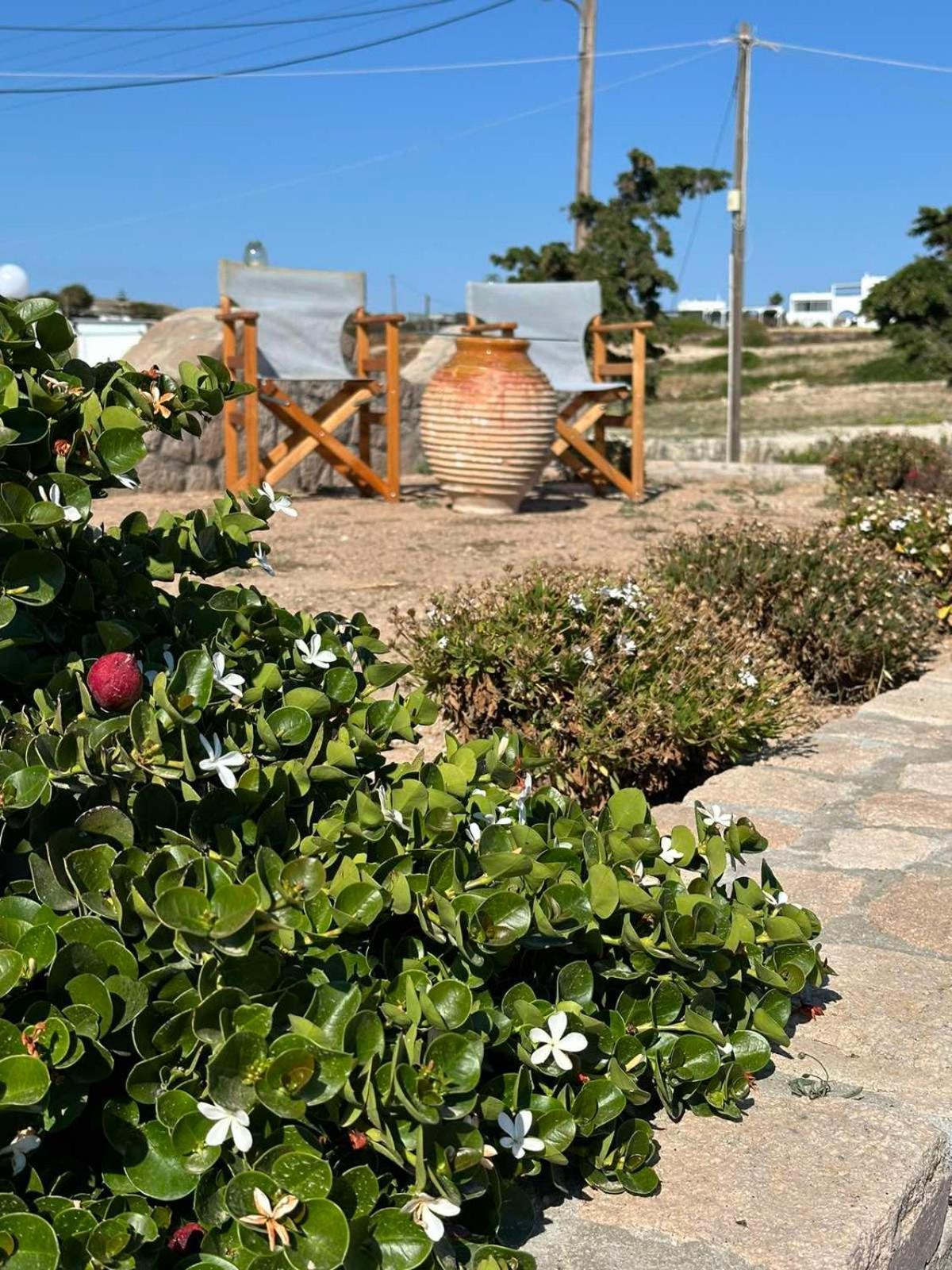 Sea, Sunset & Garden View Parasporos Houses, Milos Adamantas Exterior photo